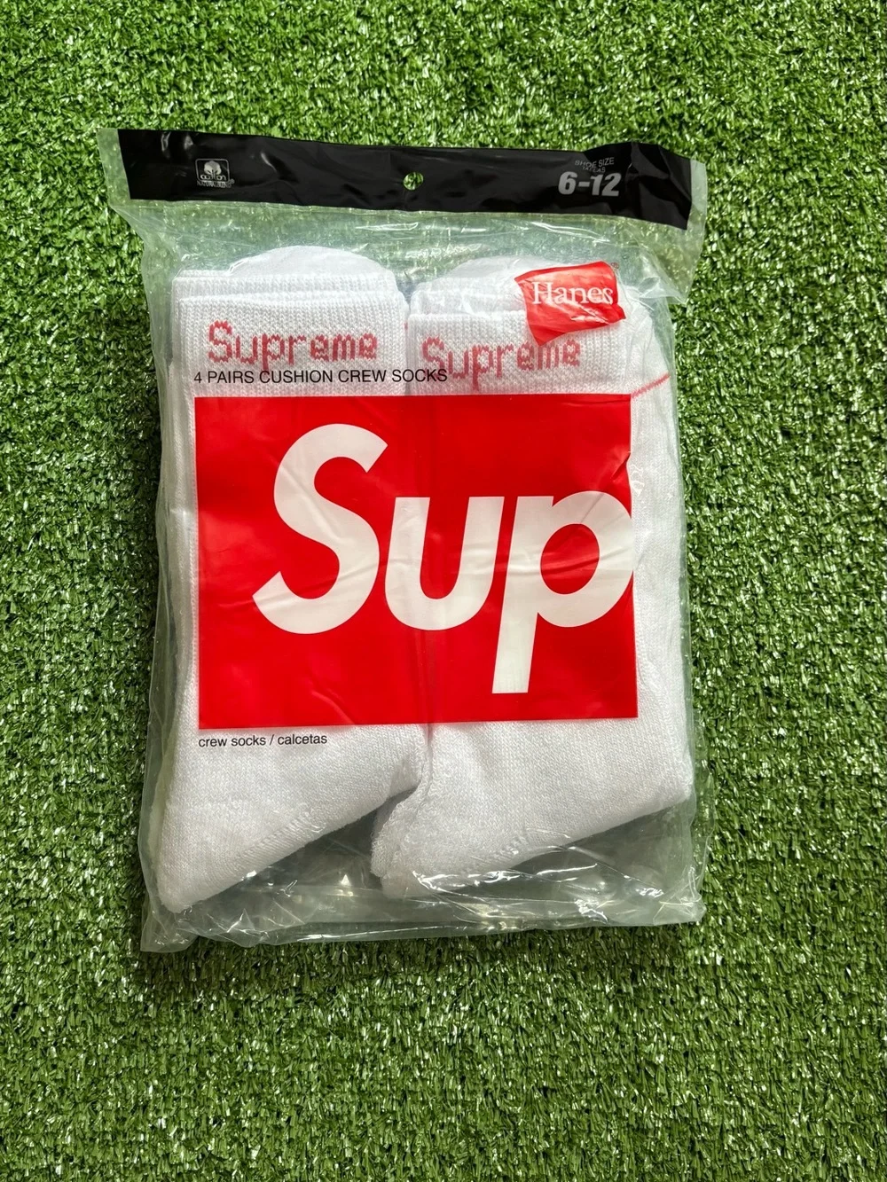 Hanes x Supreme White Cushion Crew Socks - 4 Pack